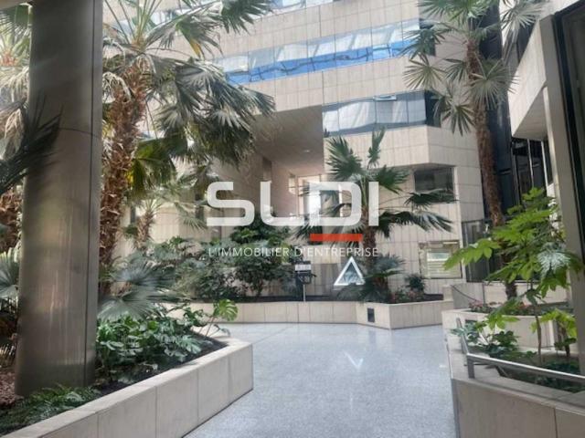 Bureaux A VENDRE - LYON - 3 147 m²