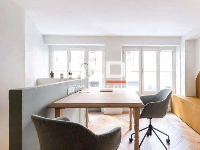 Commerces A VENDRE - LYON - 88 m²