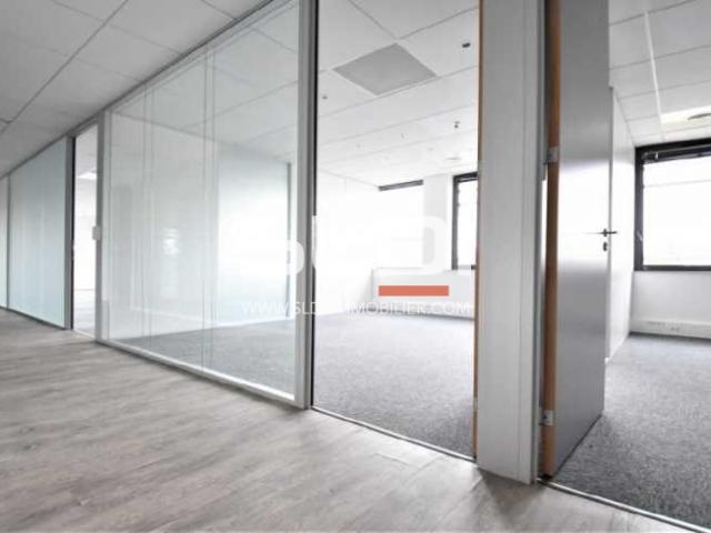 Bureaux A LOUER - SAINT PRIEST - 970 m²