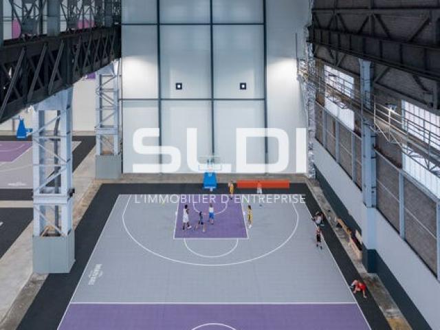 Locaux d'activités A LOUER - SAINT ETIENNE - 2 500 m²