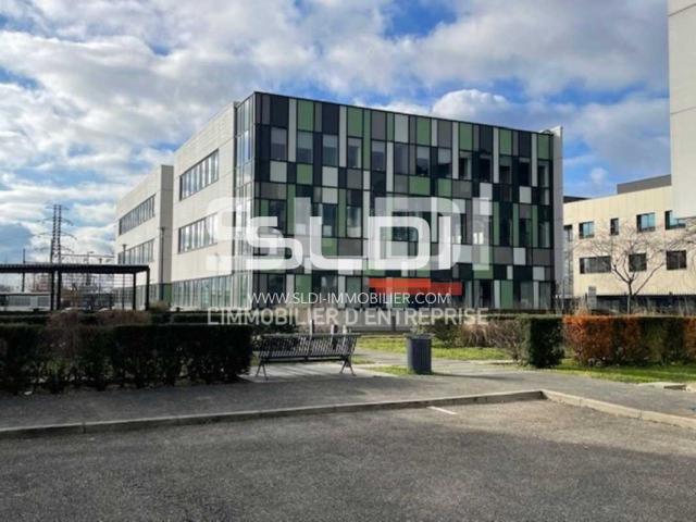 Bureaux A VENDRE OU A LOUER - LYON - 6 545 m²