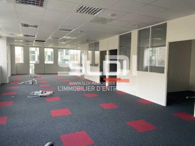 Bureaux A VENDRE OU A LOUER - LYON - 6 545 m²
