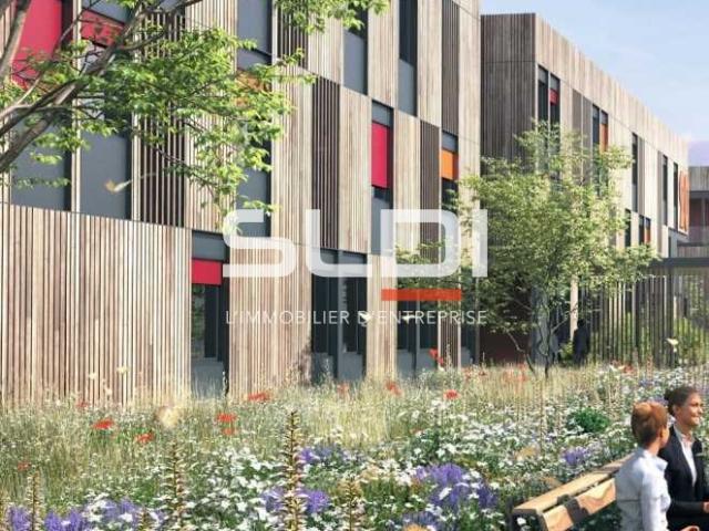 Bureaux A LOUER - VENISSIEUX - 7 006 m²