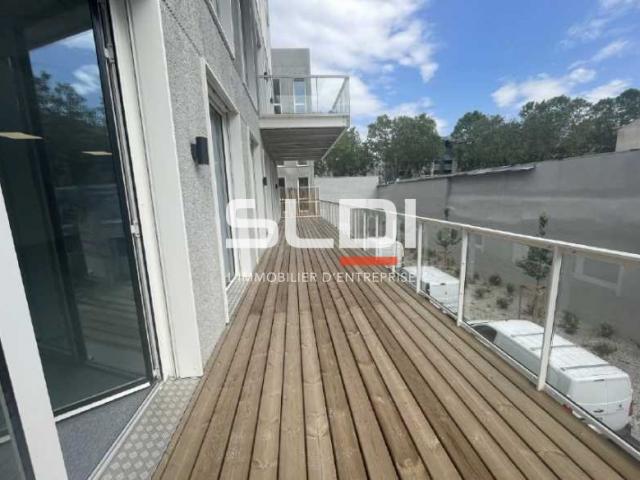 Bureaux A VENDRE OU A LOUER - VILLEURBANNE - 545 m²