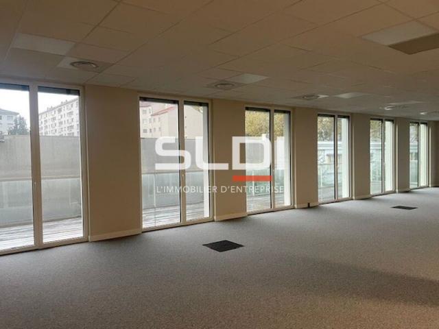Bureaux A VENDRE OU A LOUER - VILLEURBANNE - 545 m²