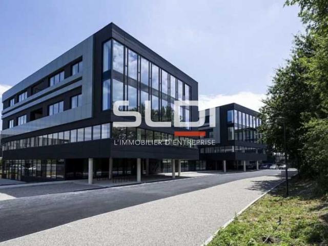 Bureaux A VENDRE OU A LOUER - LIMONEST - 1 837 m²