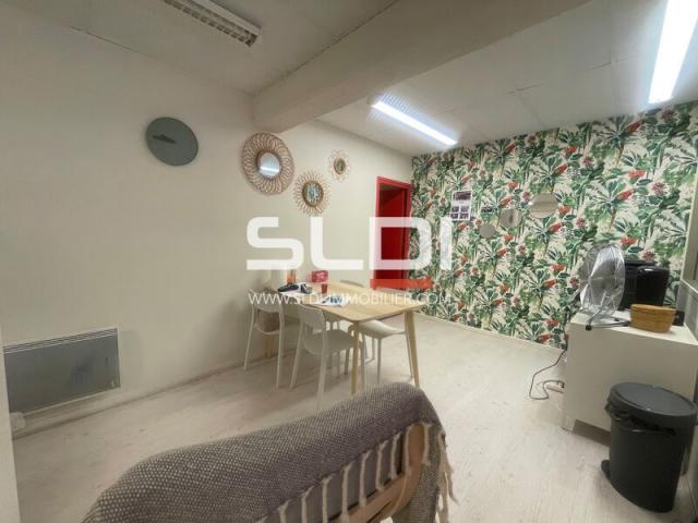 Bureaux A LOUER - LYON - 59 m²