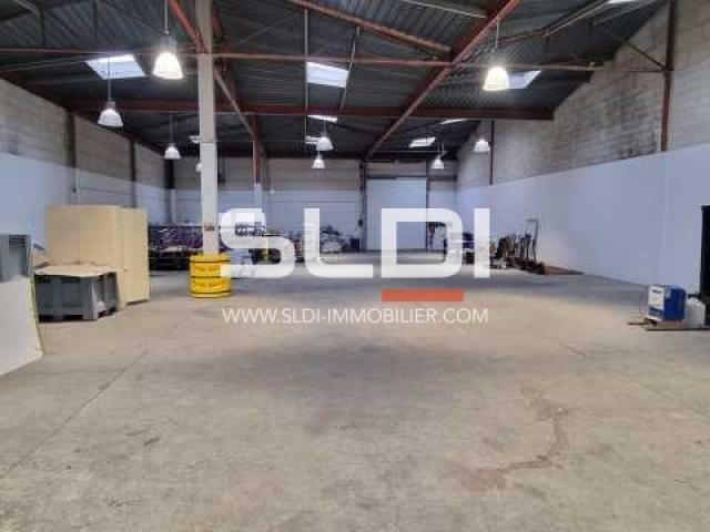 Locaux d'activités A LOUER - SAINT ETIENNE - 633 m²