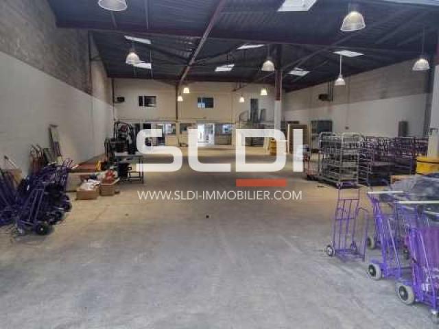 Locaux d'activités A LOUER - SAINT ETIENNE - 633 m²