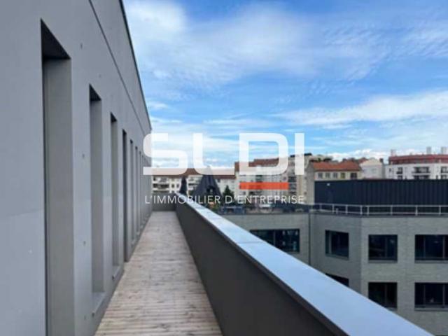Bureaux A VENDRE OU A LOUER - VILLEURBANNE - 7 156 m²
