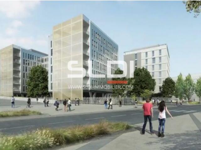 Bureaux A LOUER - DECINES CHARPIEU - 3 746 m²