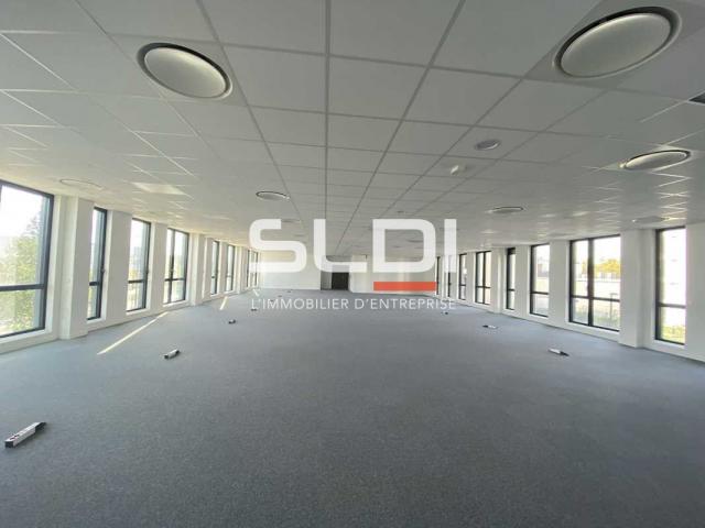 Bureaux A LOUER - VAULX EN VELIN - 991 m²