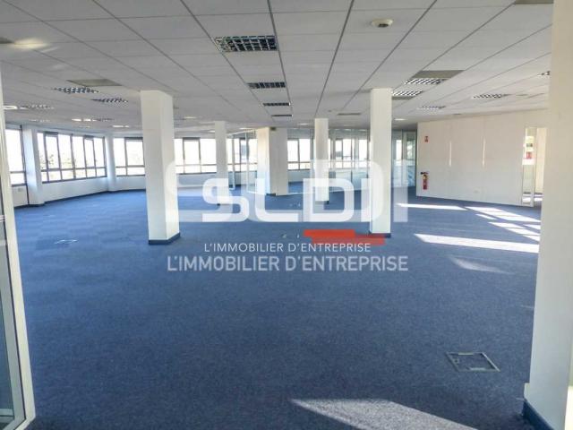 Bureaux A LOUER - ECULLY - 899 m²