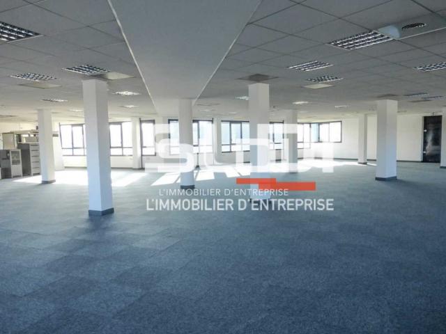 Bureaux A LOUER - ECULLY - 899 m²