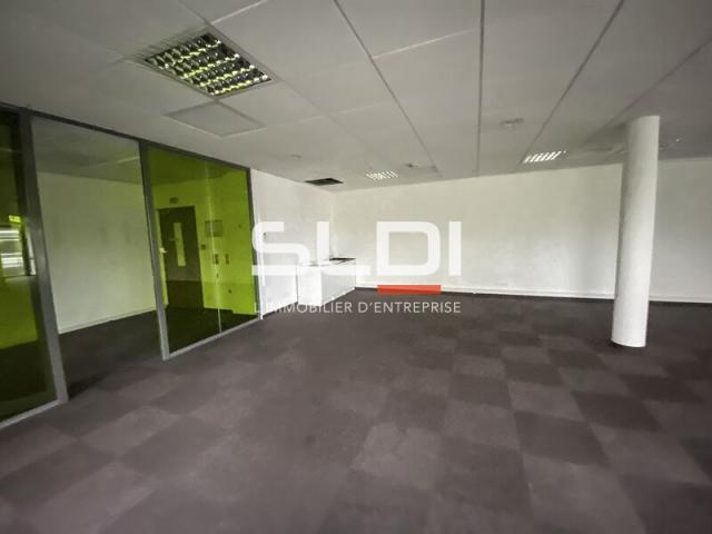 Bureaux A LOUER - SAINT PRIEST - 173 m²