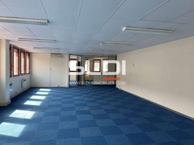 Bureaux A LOUER - LYON - 162 m²