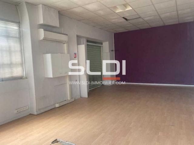 Bureaux A LOUER - VILLEURBANNE - 535 m²