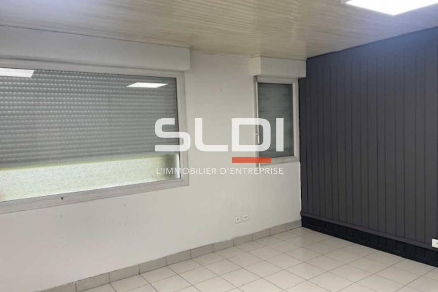Bureaux A LOUER - RILLIEUX LA PAPE - 334 m²