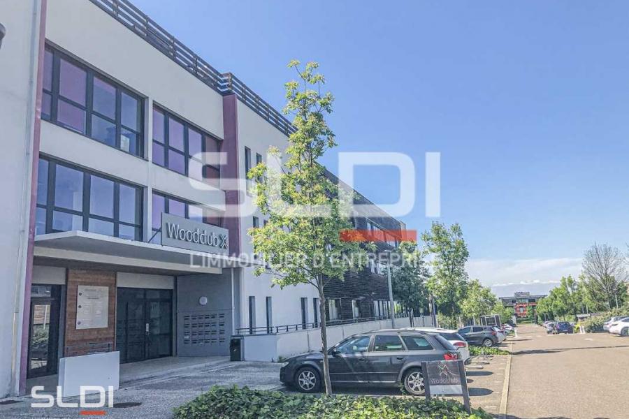 Bureaux A LOUER - SAINT PRIEST - 83 m²