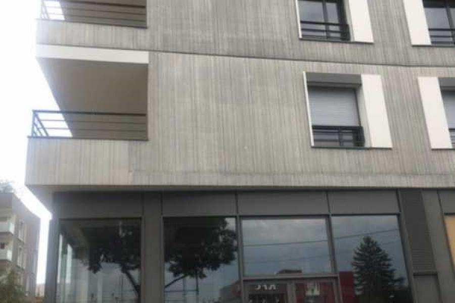 Commerces A LOUER - VILLEURBANNE - 359 m²