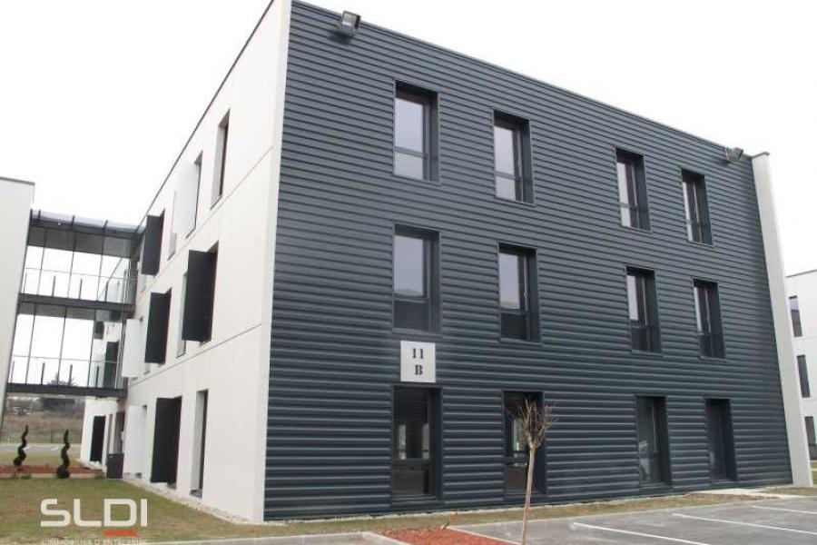 Bureaux A LOUER - SAINT PRIEST - 268 m²