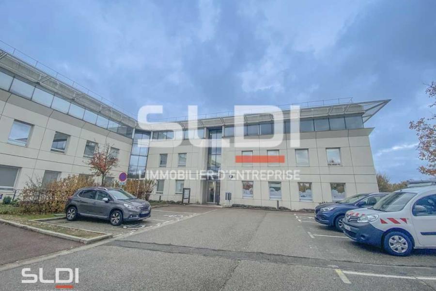 Bureaux A LOUER - SAINT PRIEST - 220 m²