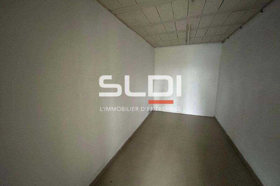 Activités A LOUER - CIVRIEUX D'AZERGUES - 273 m² Activités A LOUER - CIVRIEUX D'AZERGUES - 273 m²