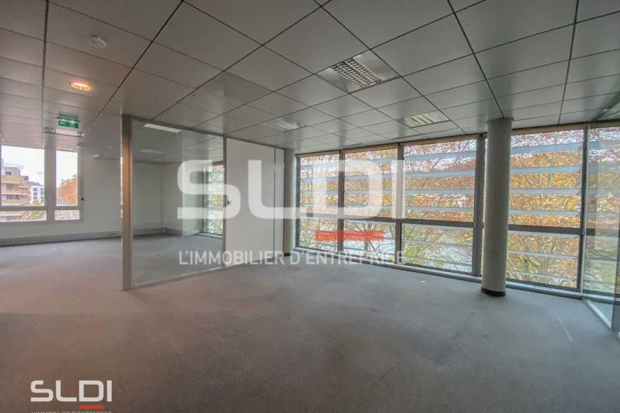 Bureaux A LOUER - LYON - 375 m²