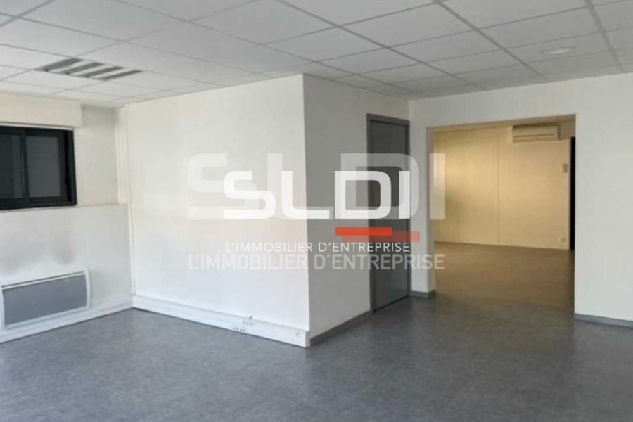 Bureaux A LOUER - VILLEURBANNE - 798 m²