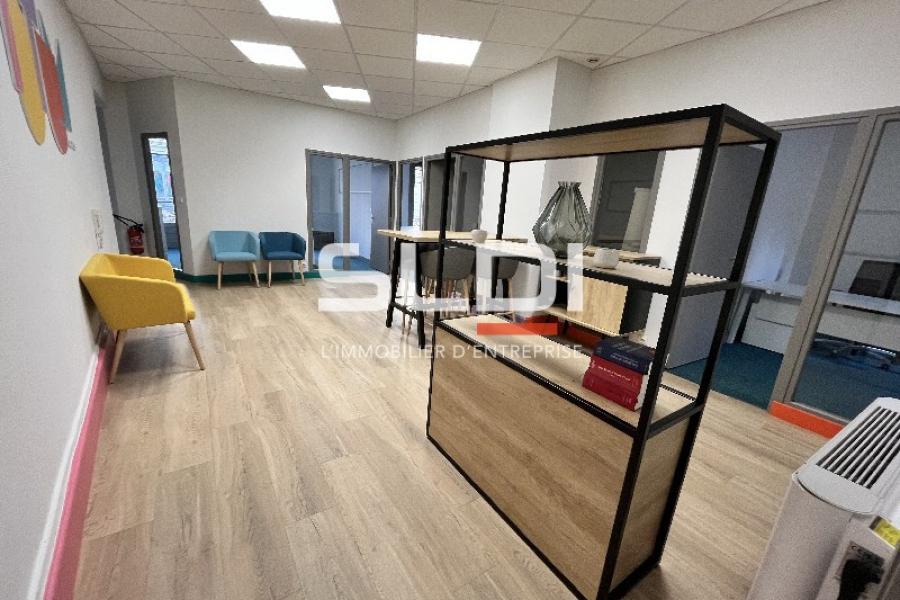 Bureaux A LOUER - LYON - 134 m²