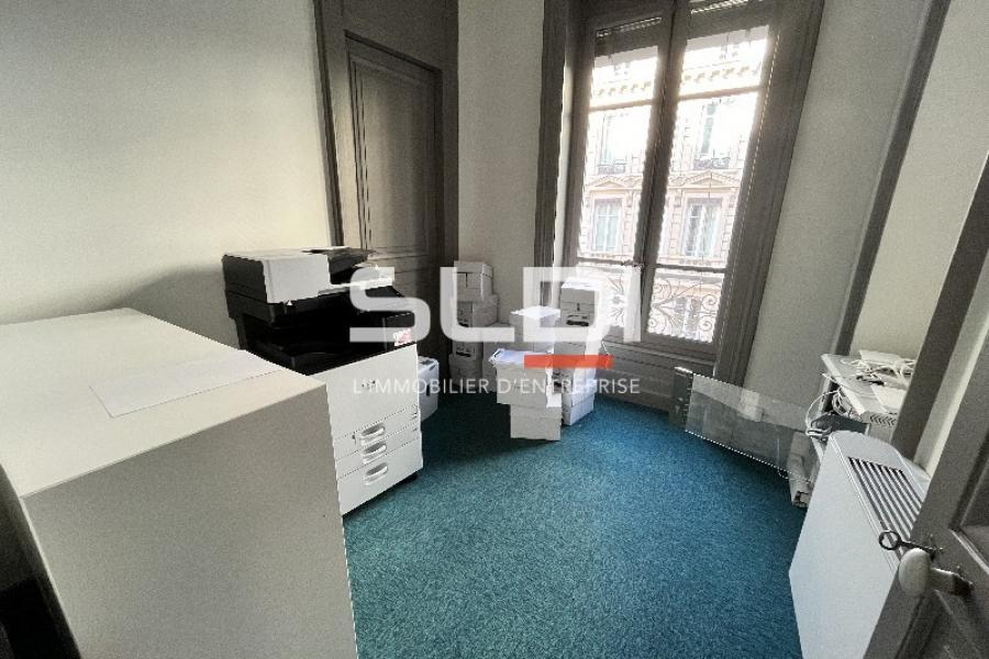 Bureaux A LOUER - LYON - 134 m²