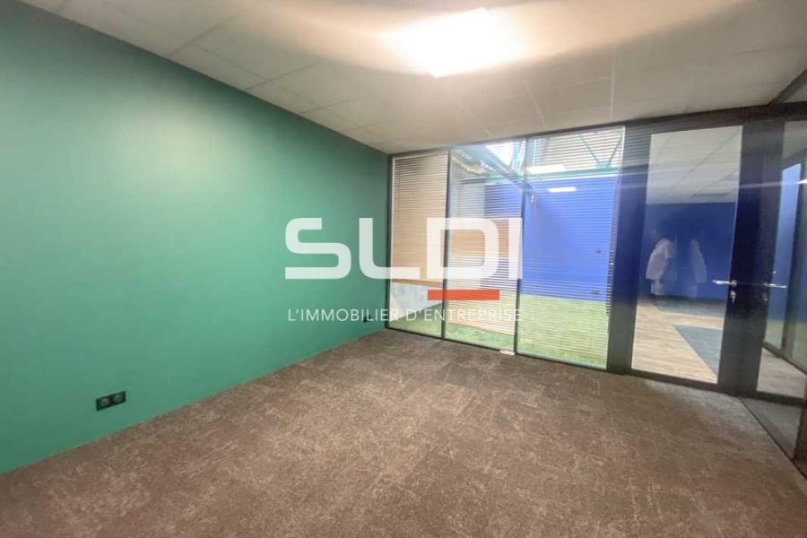 Activités A LOUER - VILLEURBANNE - 994 m²
