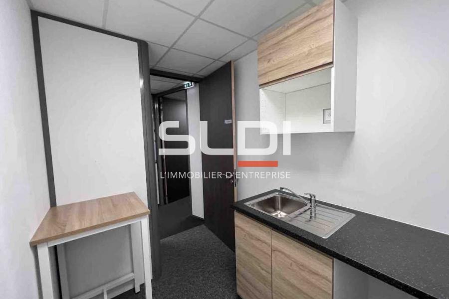 Bureaux A LOUER - CALUIRE ET CUIRE - 85 m²