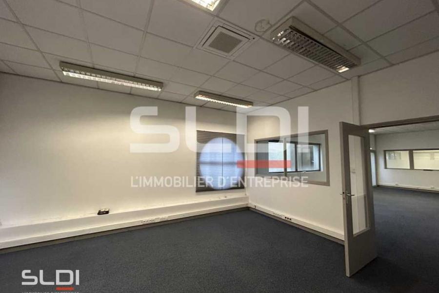 Bureaux A LOUER - LES ÉCHETS - 102 m²