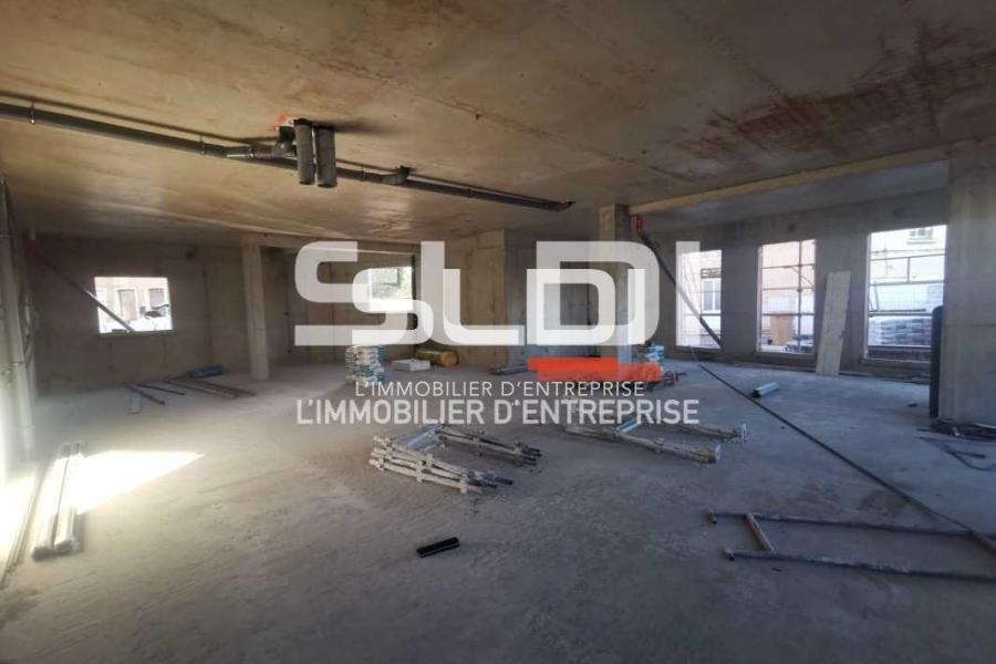 Bureaux A LOUER - PONT DE CHERUY - 130 m²