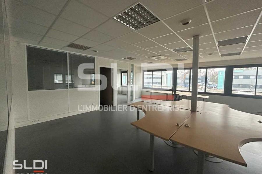 Bureaux A LOUER - GENAY - 549 m²