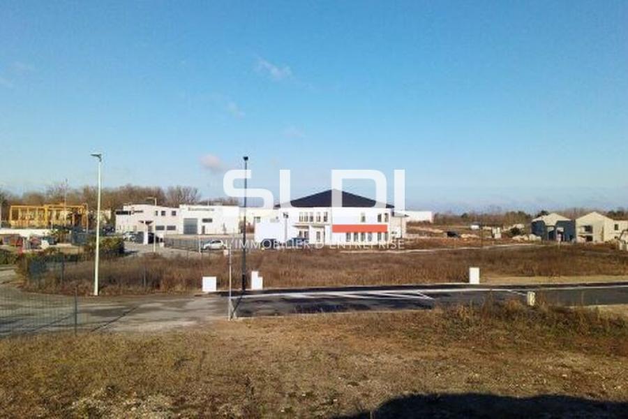 Activités A VENDRE - CHAVANOZ - 578 m²