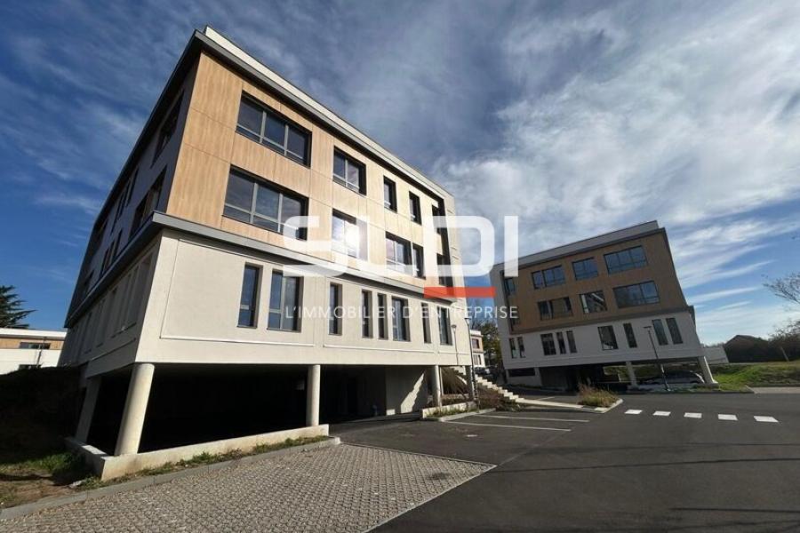 Bureaux A VENDRE - TREVOUX - 1 984 m²