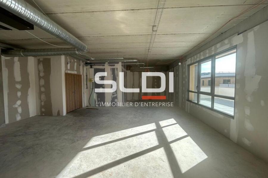 Bureaux A VENDRE - TREVOUX - 1 984 m²