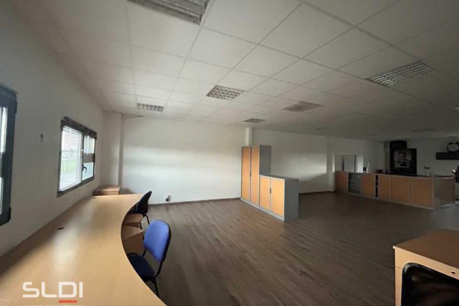 Bureaux A LOUER - VILLEFRANCHE SUR SAONE - 88 m²