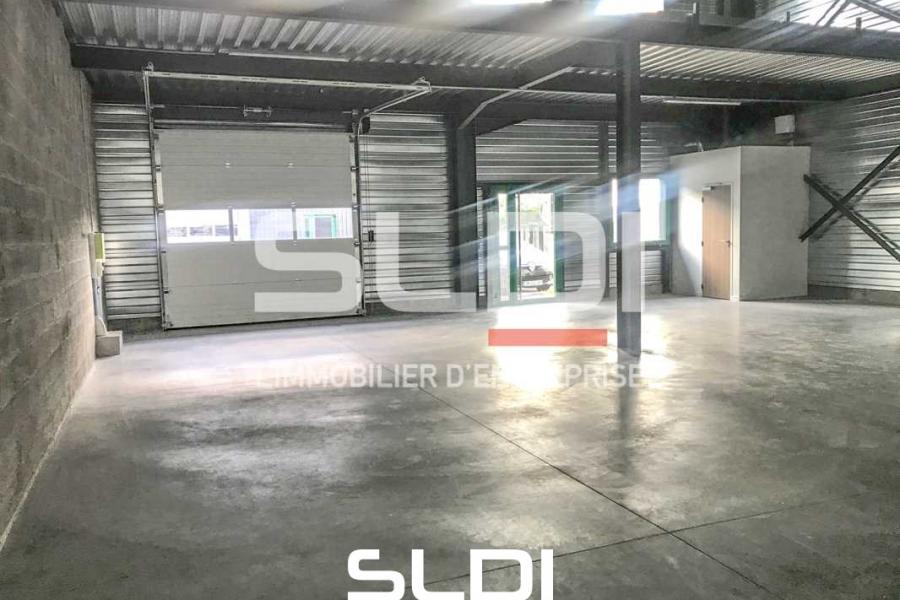 Activités A LOUER - TIGNIEU JAMEYZIEU - 230 m² Activités A LOUER - TIGNIEU JAMEYZIEU - 230 m²