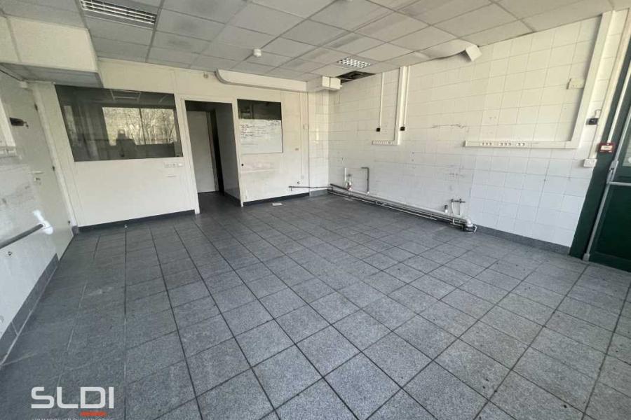 Bureaux A VENDRE - LIMONEST - 950 m²