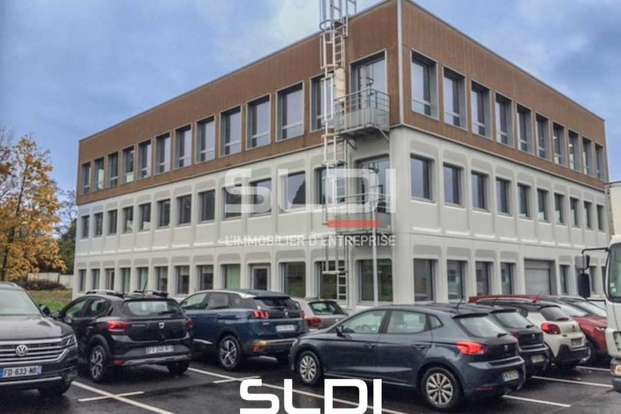 Bureaux A VENDRE - DARDILLY - 204 m²