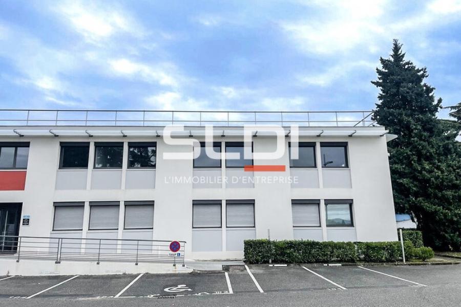 Bureaux A LOUER - RILLIEUX LA PAPE - 111 m² Bureaux A LOUER - RILLIEUX LA PAPE - 111 m²