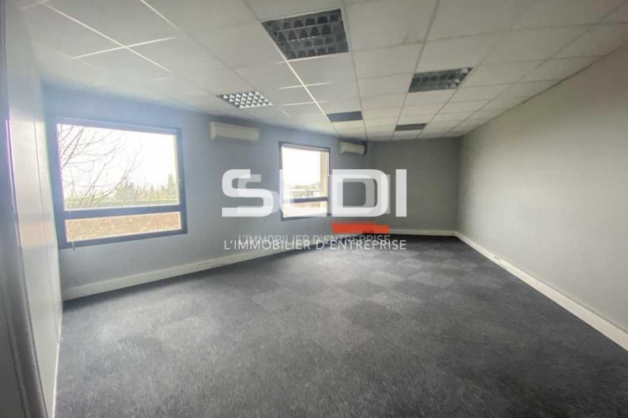Bureaux A LOUER - RILLIEUX LA PAPE - 111 m² Bureaux A LOUER - RILLIEUX LA PAPE - 111 m²