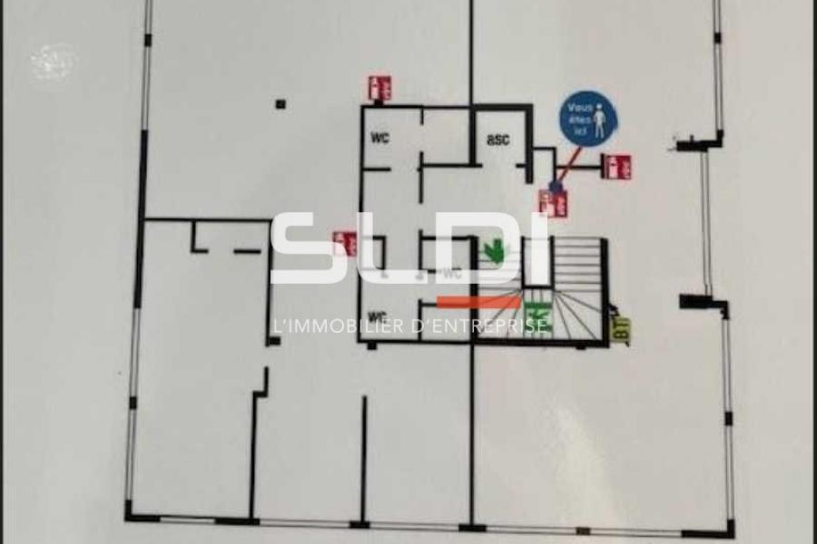 Bureaux A LOUER - RILLIEUX LA PAPE - 366 m²