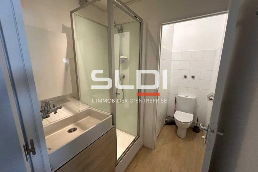 Bureaux A VENDRE OU A LOUER - GLEIZE - 130 m²