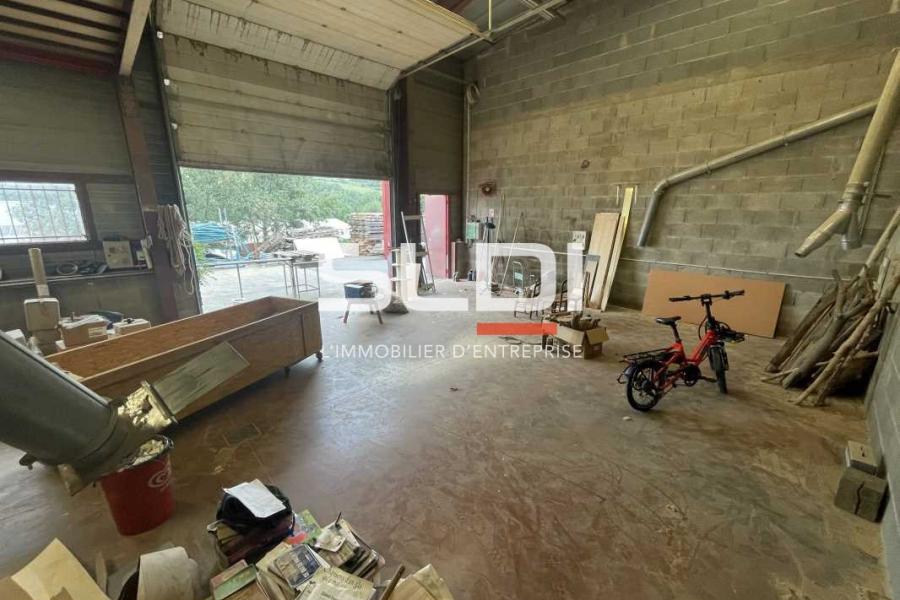 Activités A LOUER - VAUGNERAY - 140 m²
