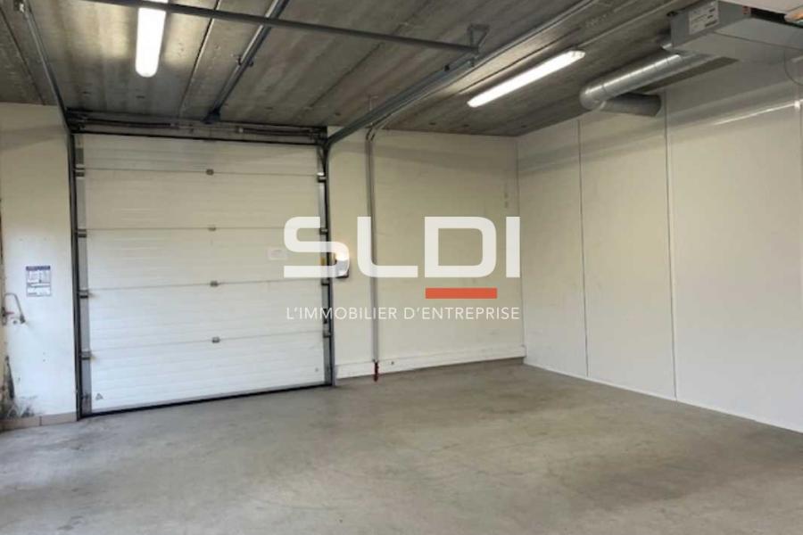 Activités A LOUER - SAINT PRIEST - 217 m²