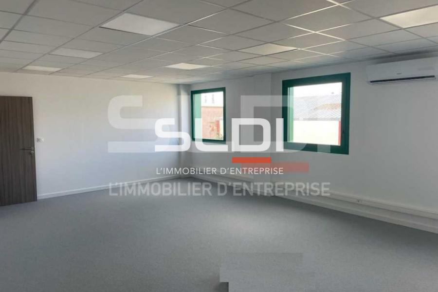 Activités A LOUER - MIONS - 154 m²